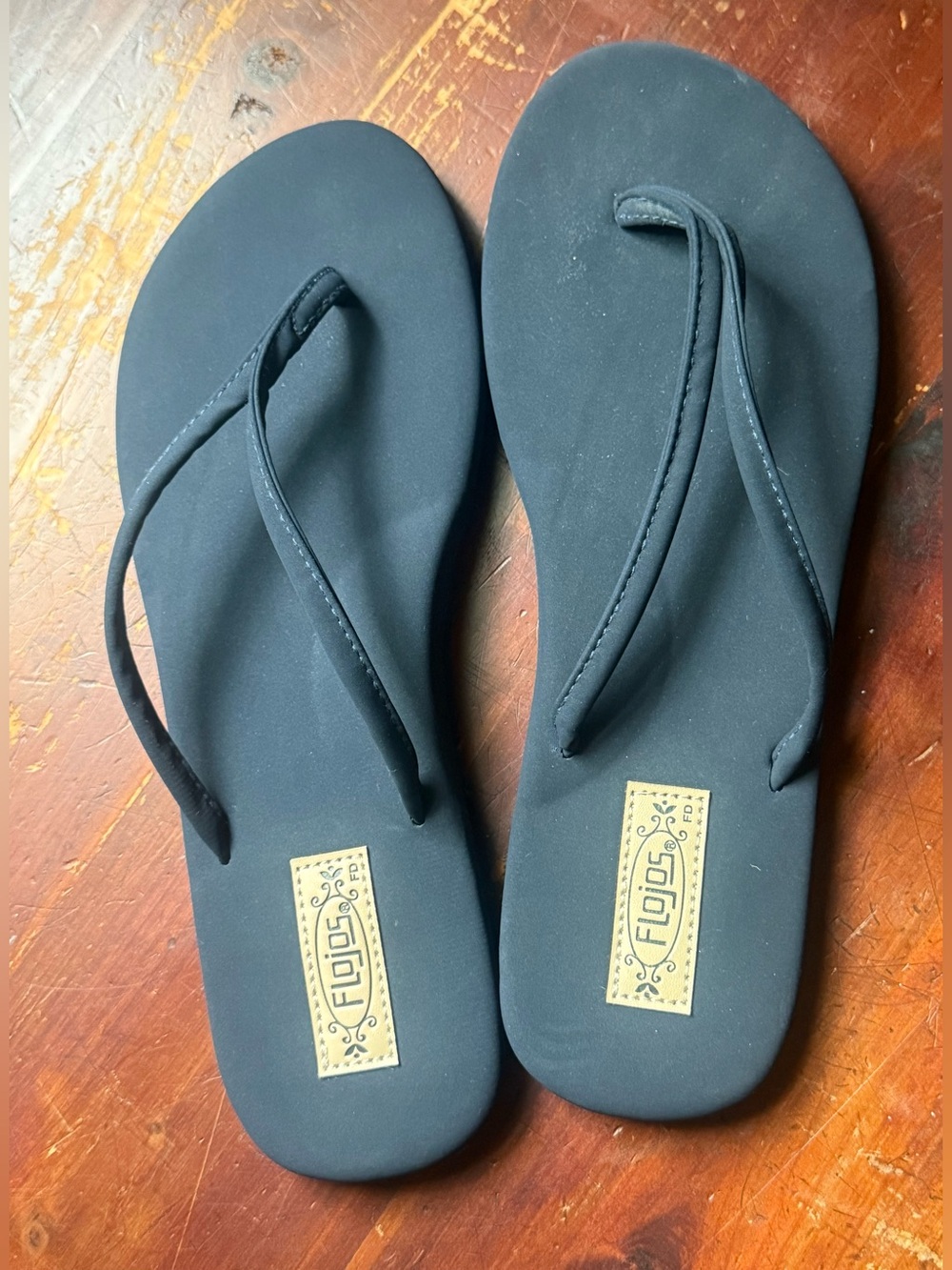 FLOJOS Fiesta Flip Flops Navy 7/8